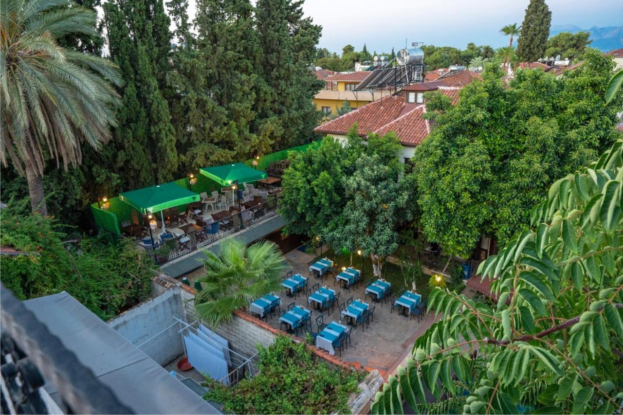 Castle Old Town Hotel Анталья Экстерьер фото