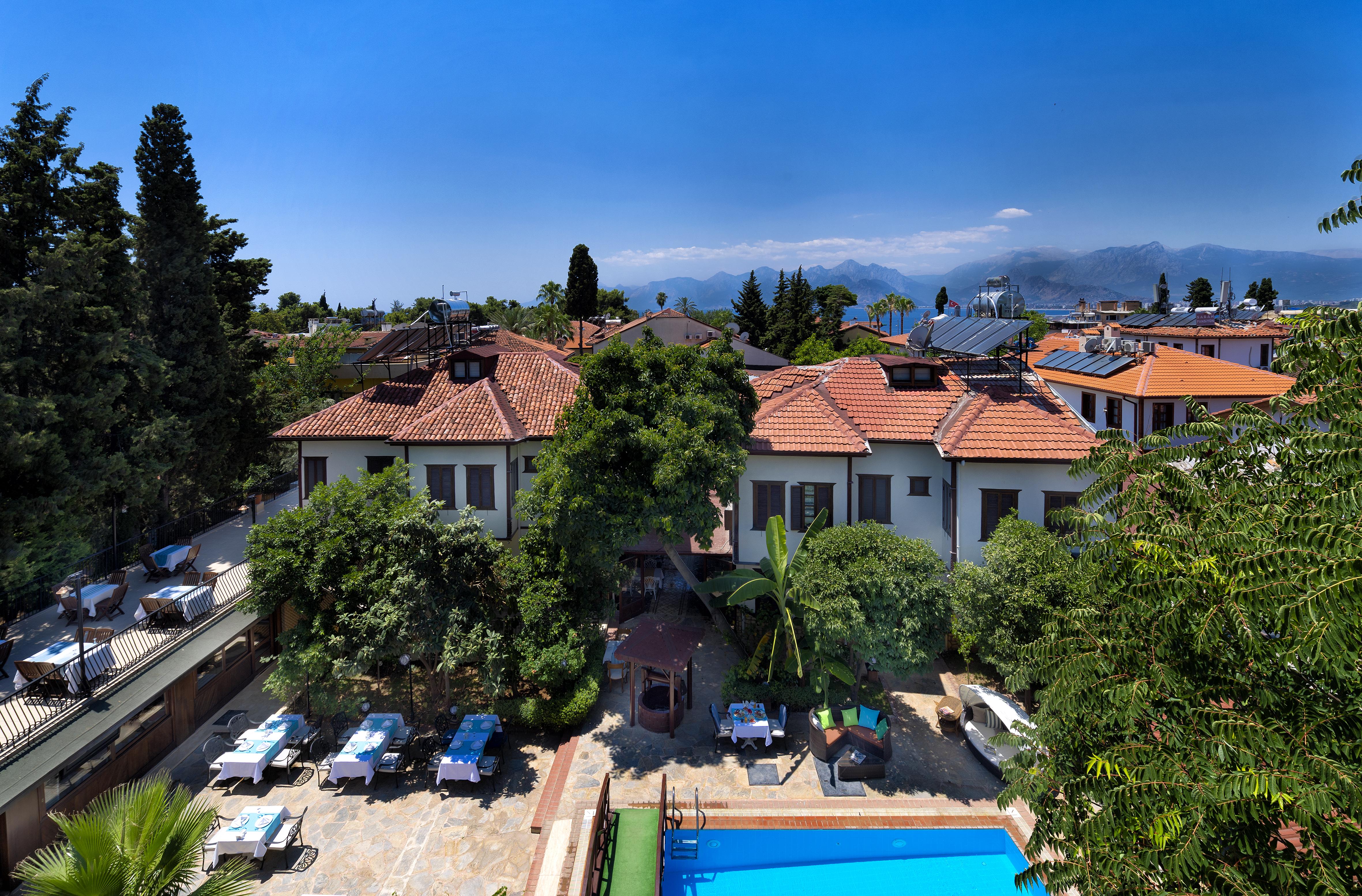Castle Old Town Hotel Анталья Экстерьер фото